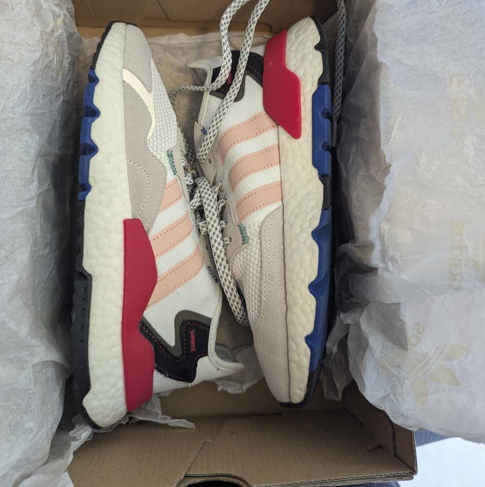 Adidas Nite Jogger Women's Sz 6.5 - Picture 2 of 8